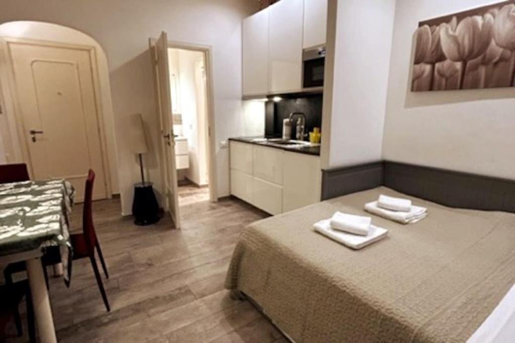 Cdm Studio By Florencehospitality Com Florença Exterior foto